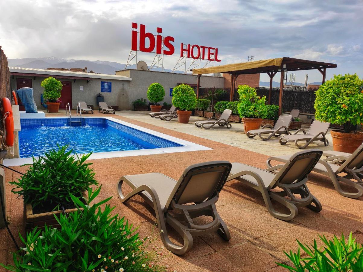 Hotel Ibis Granada Esterno foto