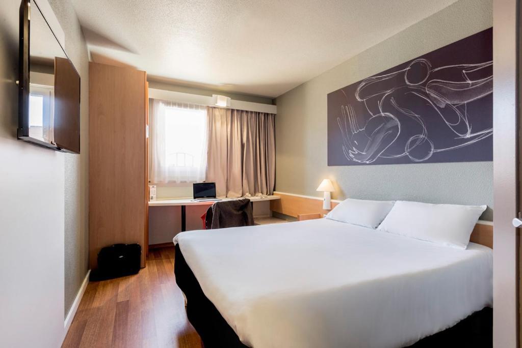 Hotel Ibis Granada Esterno foto