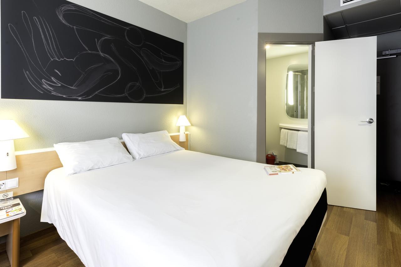 Hotel Ibis Granada Esterno foto