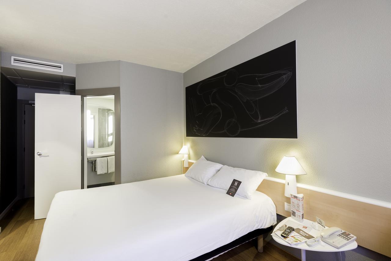 Hotel Ibis Granada Esterno foto