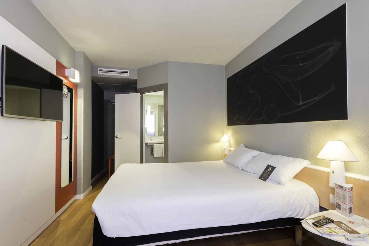 Hotel Ibis Granada Esterno foto
